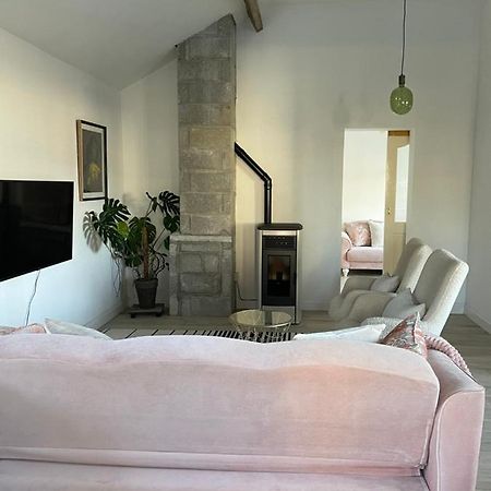 Cosy Apartment With Fire Stove Άθλον Εξωτερικό φωτογραφία